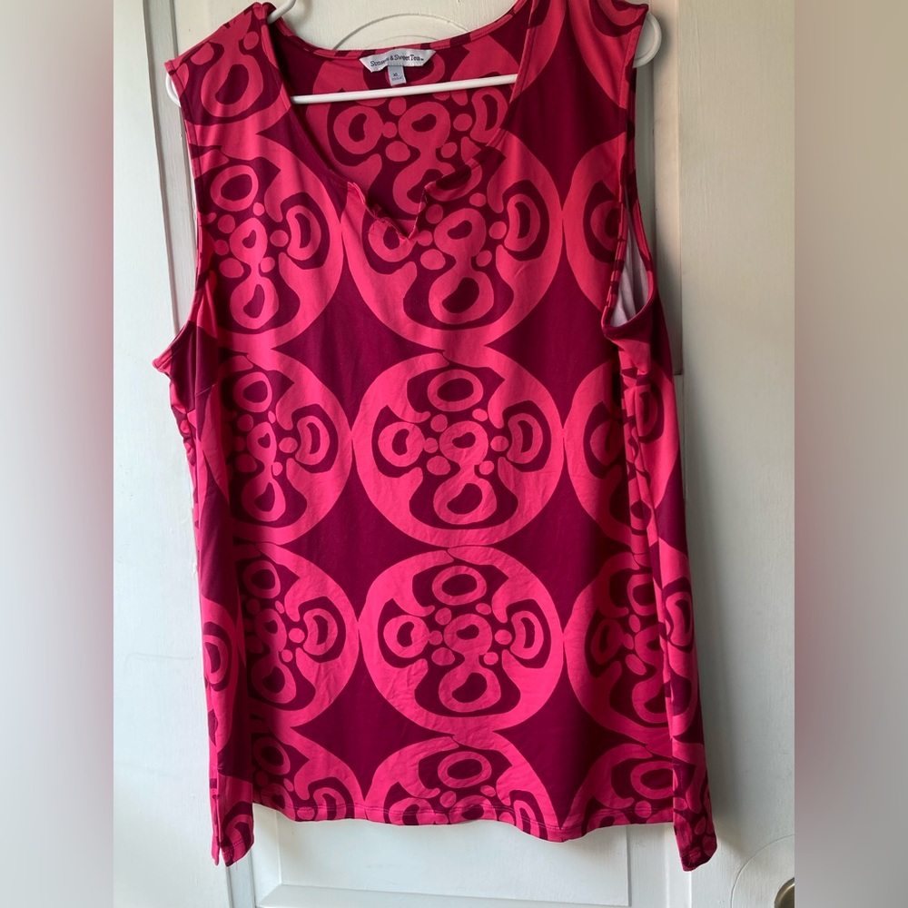 Pink and maroon Patterned Sleeveless tank